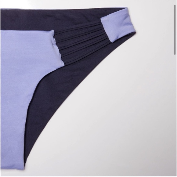 NWT Patagonia Reversible Seaglass Bay Swim Bottoms - Picture 4 of 9